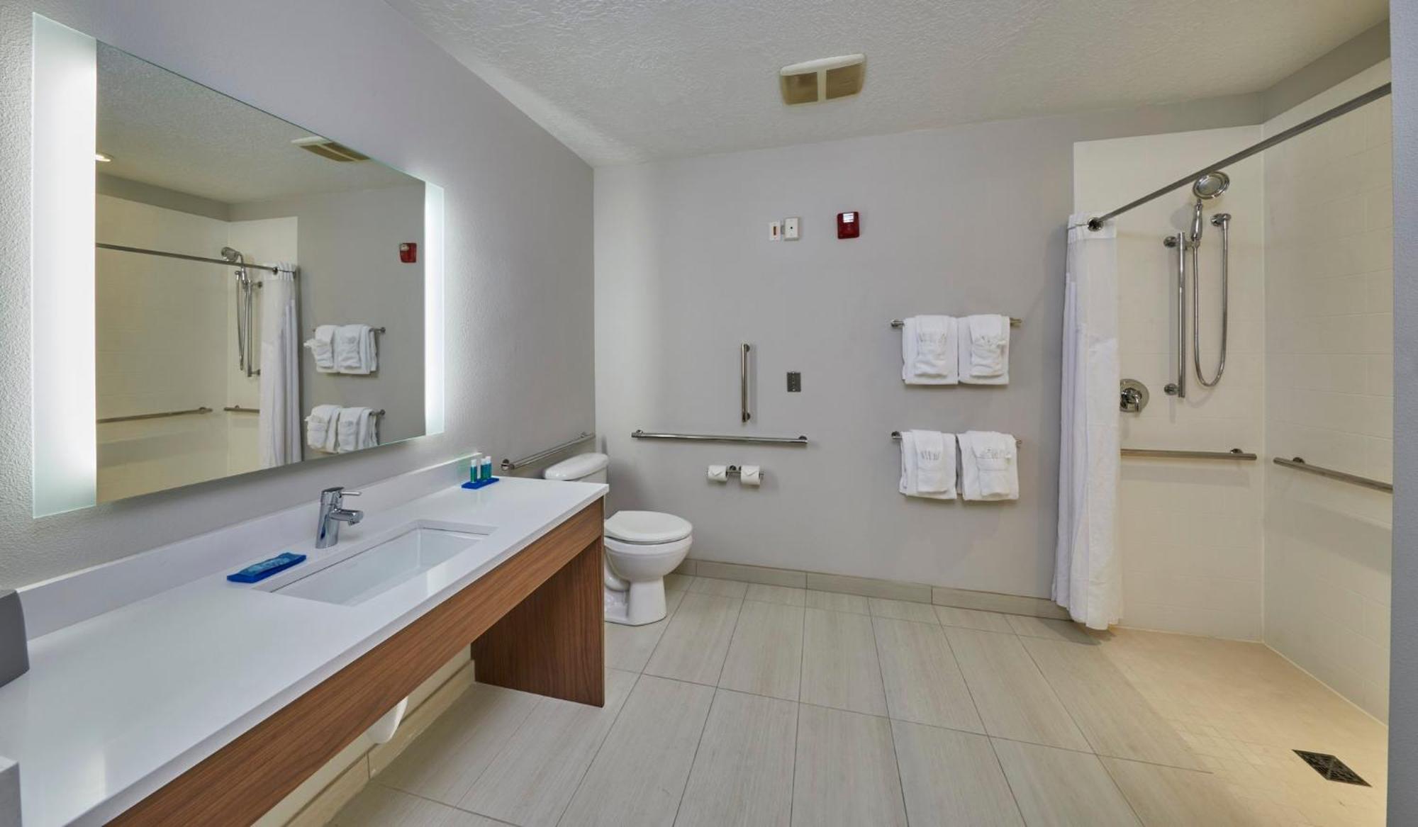 Holiday Inn Express Hotel & Suites Medford-Central Point By Ihg Kültér fotó