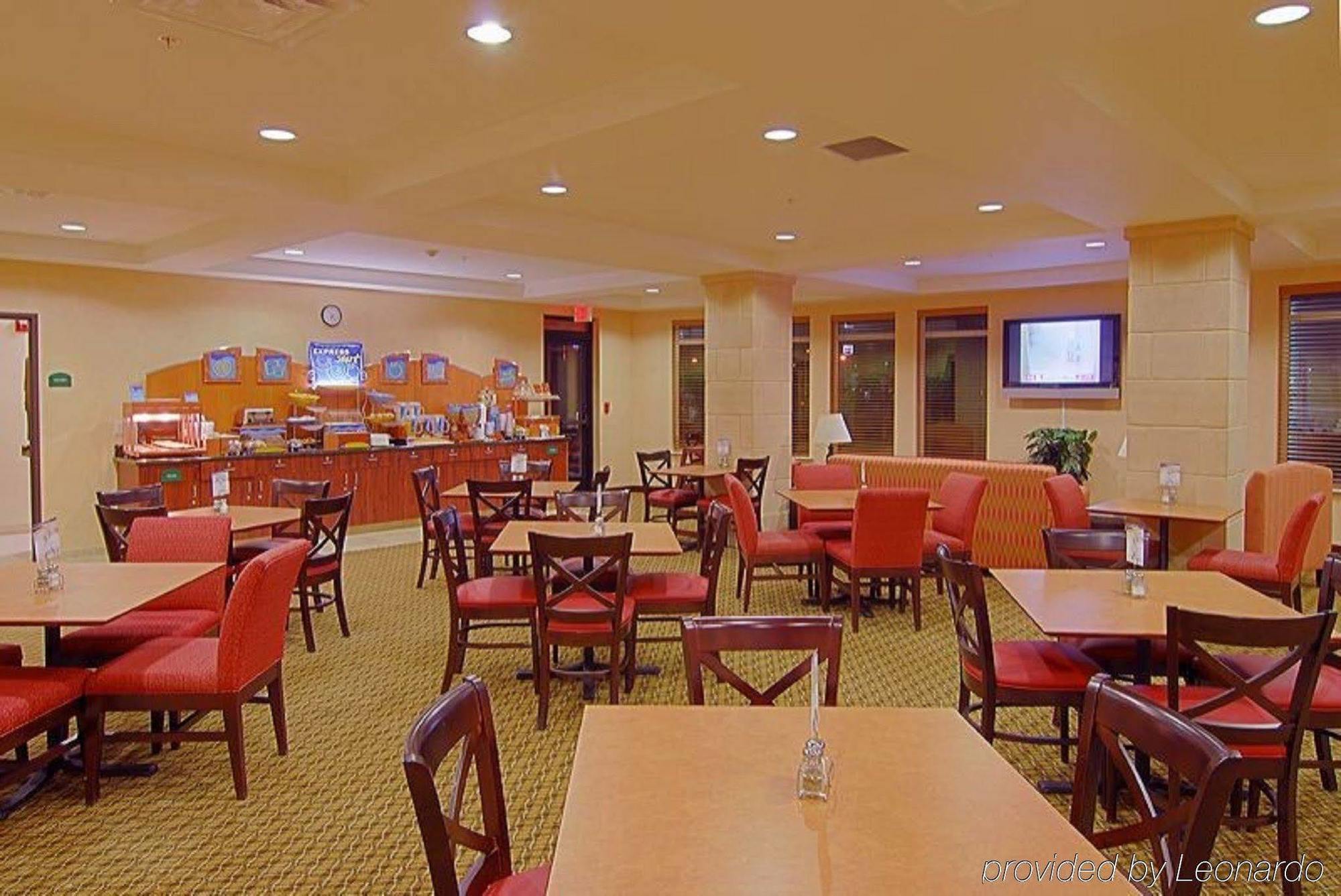 Holiday Inn Express Hotel & Suites Medford-Central Point By Ihg Kültér fotó
